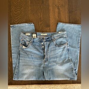 Levi’s Ribcage Straight Jeans